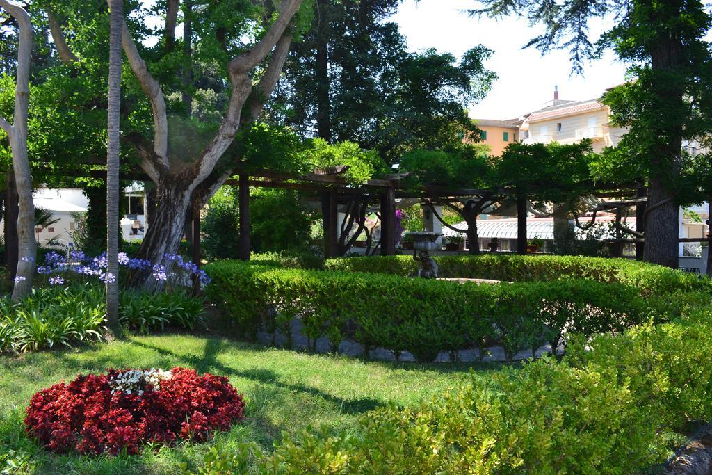 Отель Relais La Rupe Сорренто Экстерьер фото